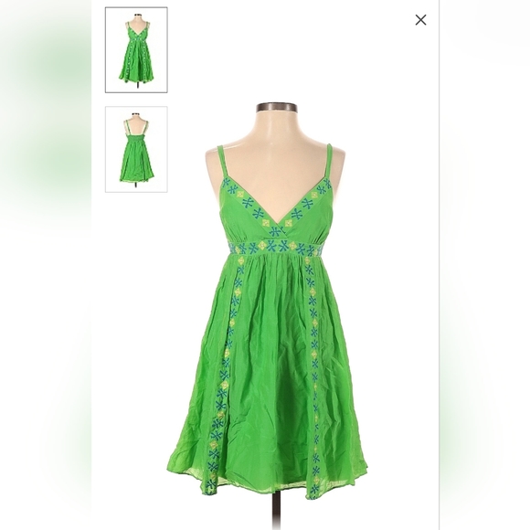Banana Republic Dresses & Skirts - Banana Republic lime green sun dress, size 8